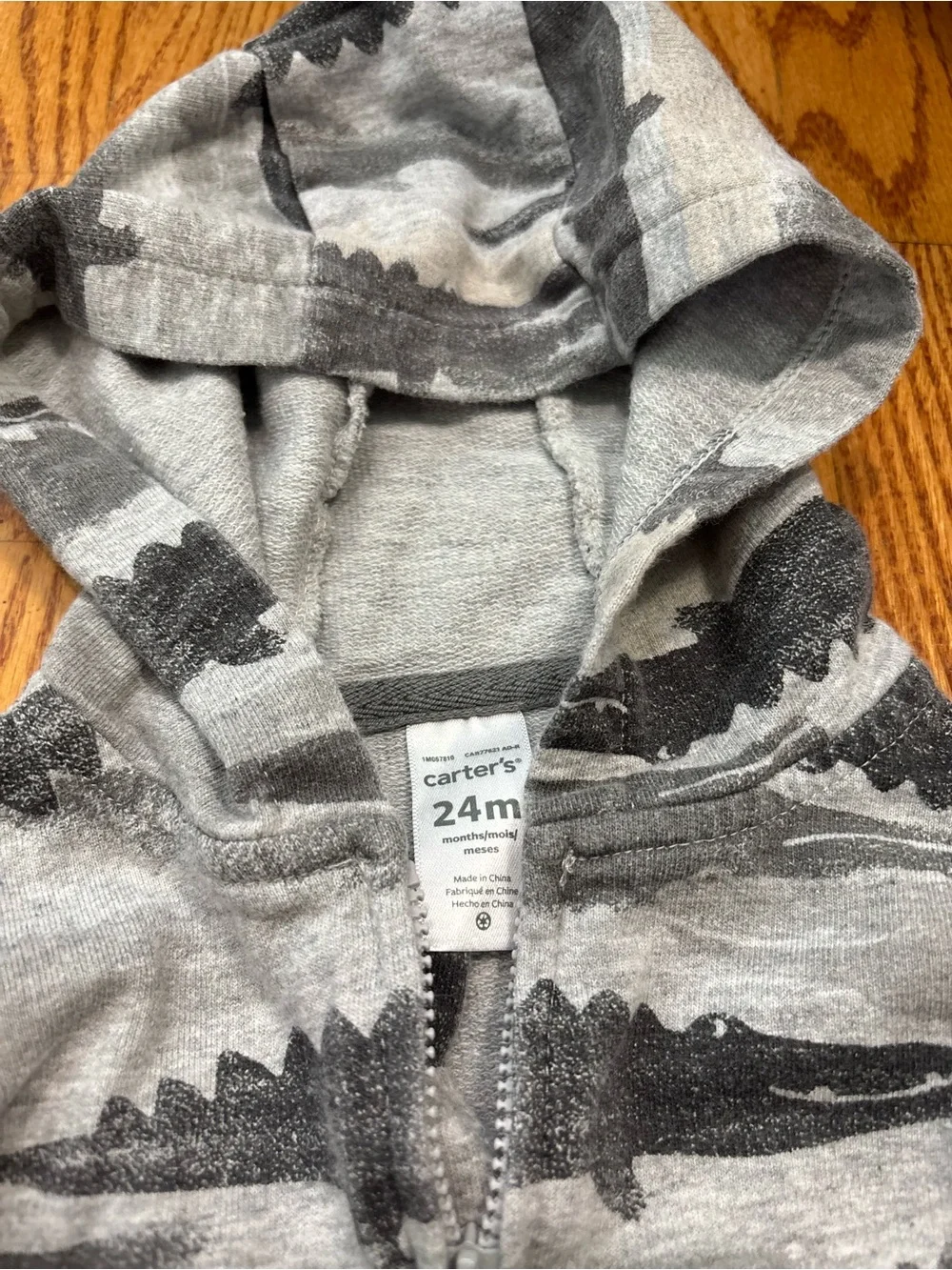 Carters 24 months outfits baby boy crocodile camo print long sleeve hood